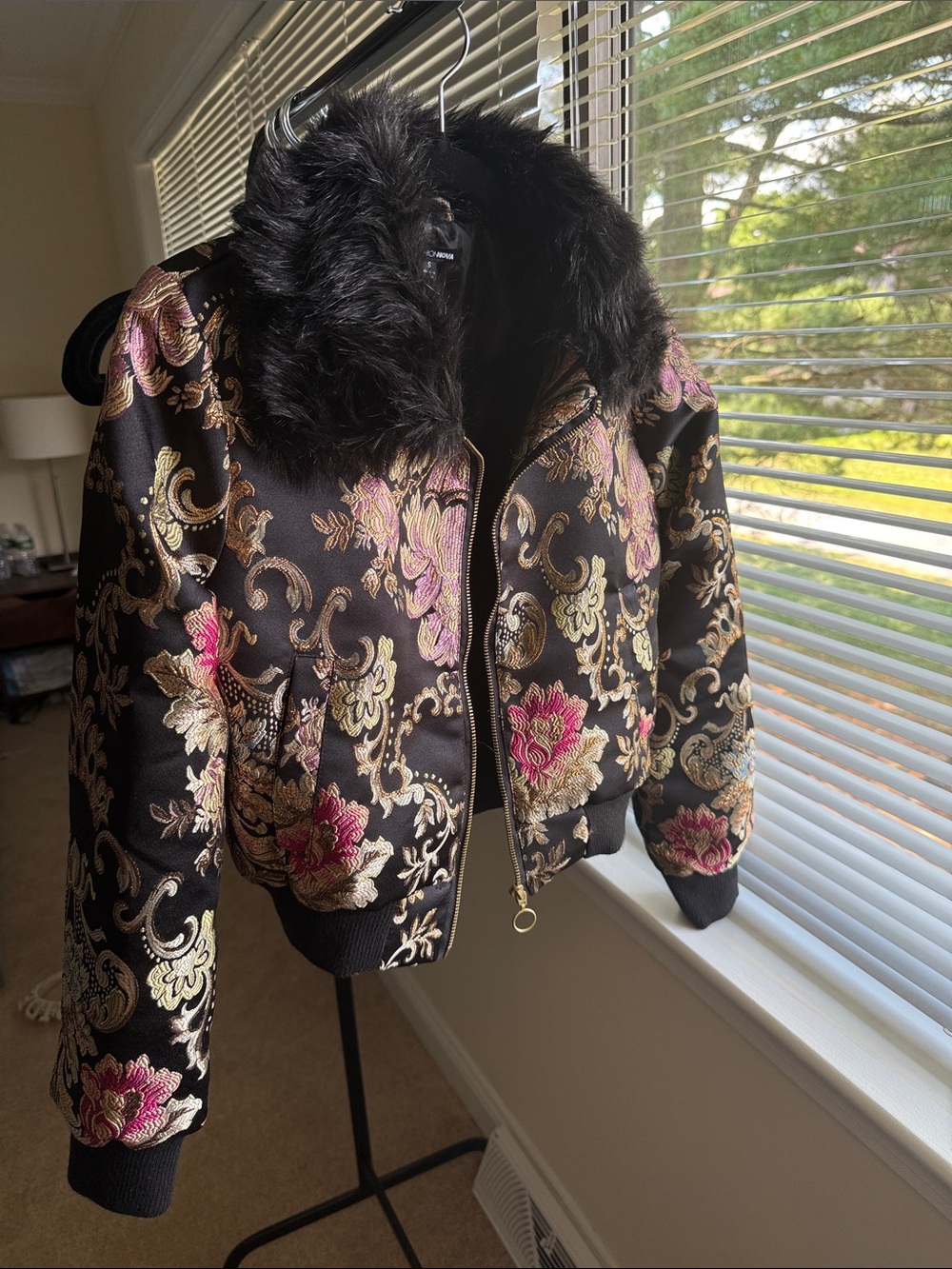 Fashion Nova Black Floral Brocade Bomber Jacket with Faux Fur Collar